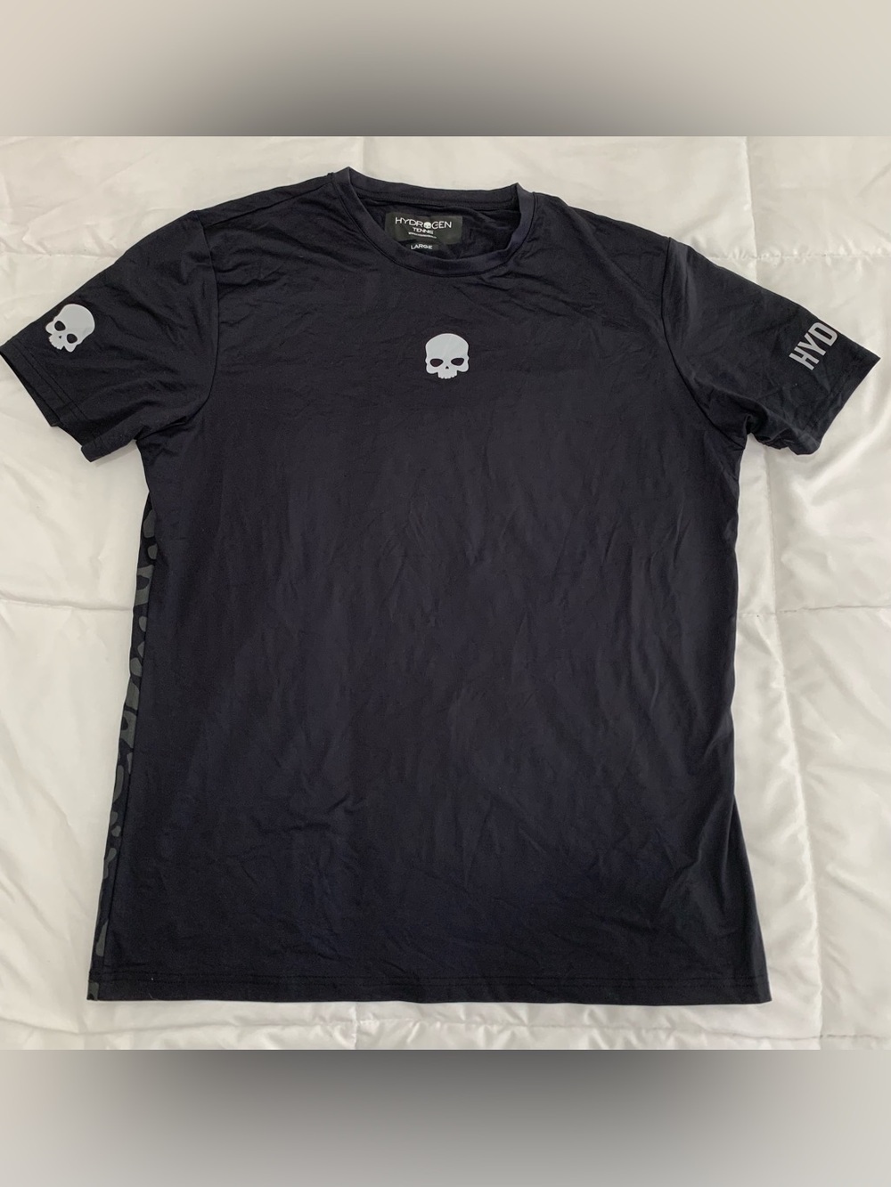 Like new Hydrogen Tennis Basic Tech T-shirt Size L